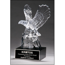 K9117 Beautiful carved crystal eagle on black crystal base.
